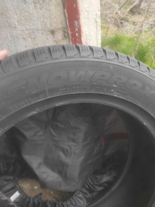 4 Neumáticos 225/55R19 99V SNOWPROX S945