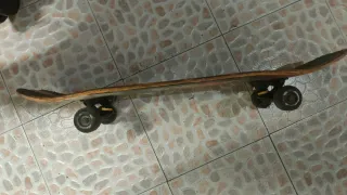 Monopatín Skate Tabla Desgastada