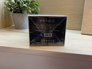 Lattafa Khamrah Eau de Parfum