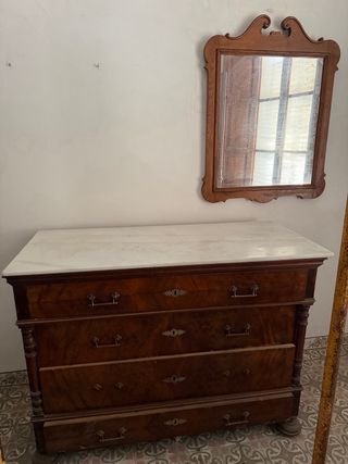 Cama antigua madera maciza cabecero tallado