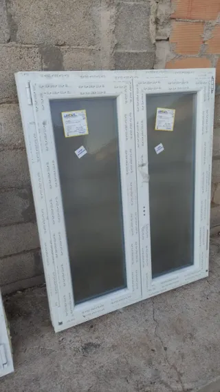 Ventana Rehau 105x128