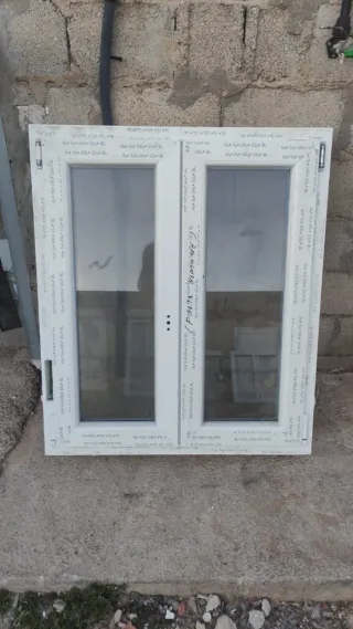 Ventana Rehau 105x128