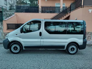 Opel Vivaro 2006