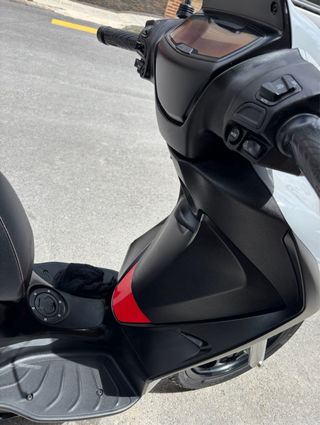 Piaggio Medley S 125 gris