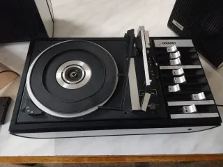 Giradischi IRRADIO con casse