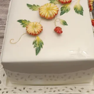 Vassoio torta con coperchio in ceramica