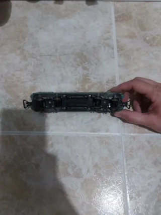 Tren eléctrico antiguo verde escala HO