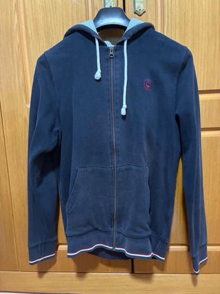 Sudaderas de Hollister, Tommy Hilfiger y El Ganso