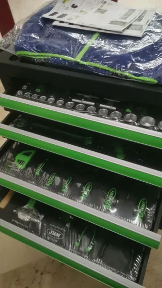 Carro de herramientas JBM