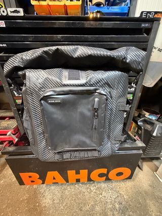 Mochila RideIron Negra 35L Impermeable