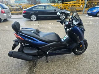 Yamaha XMAX 400 Scooter Maxi Negra/Azul ABS