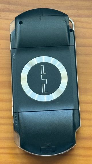 PSP 1004 Nero + Accessori