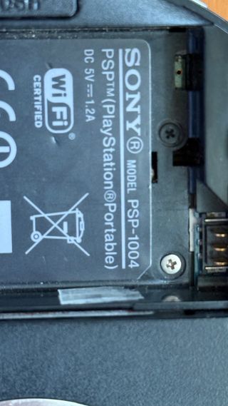 PSP 1004 Nero + Accessori