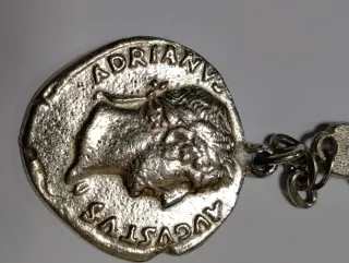 Llavero Réplica Moneda Romana