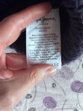 Gorro de lana pompón azul