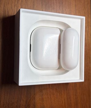 Estuche AirPods 4 Blanco