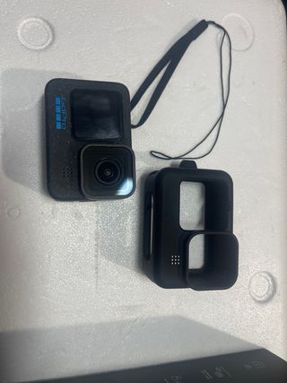 GoPro Hero 12 Black Cámara + 2 Baterías
