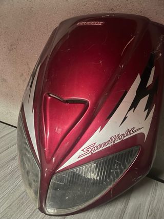 Frontal Peugeot Speedfight Rojo/Plata