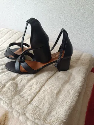Sandalias negras tacón bloque