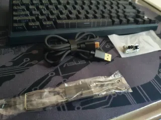 Teclado Mecánico Skyloong GK75 Negro con leds azul