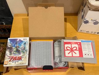 Pacchetto Wii Mini con Zelda Skyward Sword