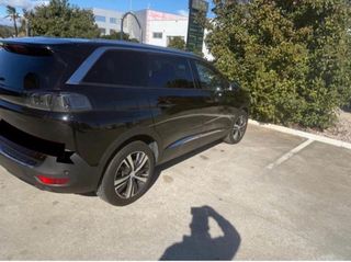 Peugeot 5008 2021