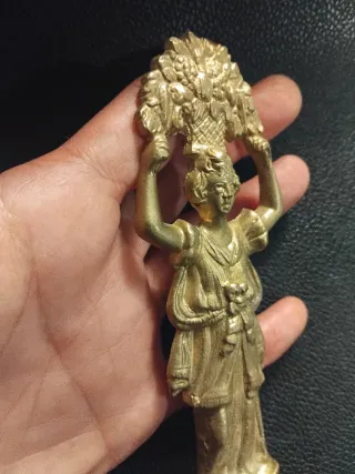 Remate de Bronce antiguo posible de bargueño