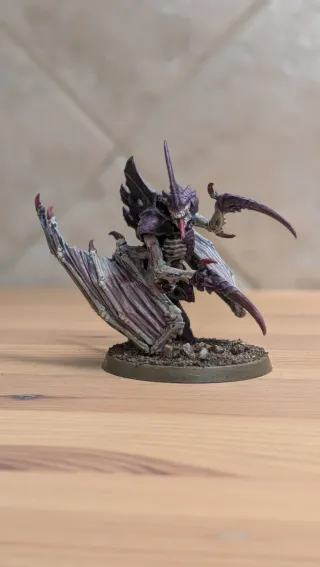 Warhammer 40k Tiránido Alado (Pintado).