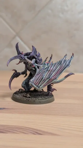 Warhammer 40k Tiránido Alado (Pintado).