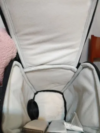 Fotocamera Canon EOS 2000D EF-S 18-55mm