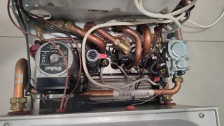 Caldera Vaillant turbo TEC calefacción y ACS