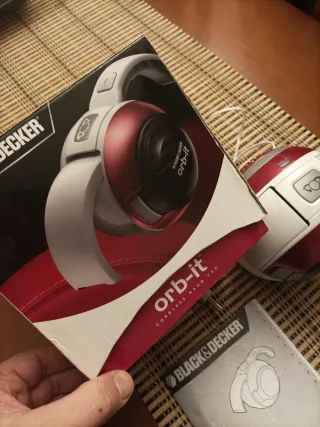 Mini aspiradora Black&Decker Orb-it