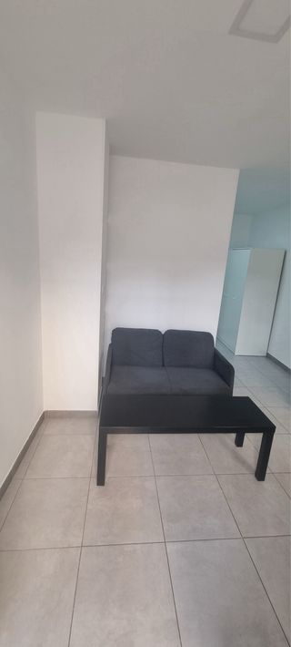 Se alquila apartamento