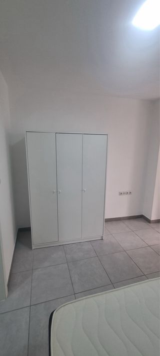 Se alquila apartamento