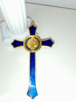 Cruz San Benito Exorcistica 12cm