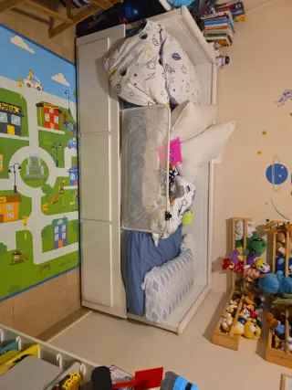 Cama infantil IKEA