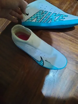 Botas de fútbol sala Nike