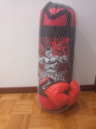 Saco Boxeo Infantil con Guantes Rojo