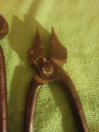 Tenazas de metal vintage