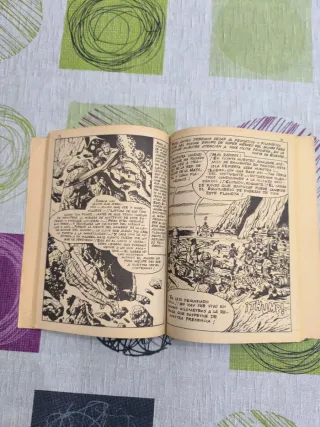 VERTICE Los 4 Fantásticos V°1 N°30  TACO