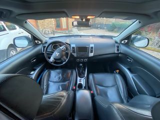 Mitsubishi Outlander 2009