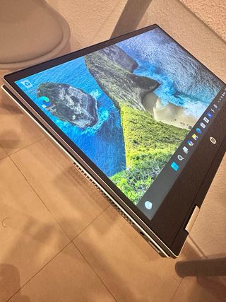 Portátil HP Pavilion x360 como nuevo