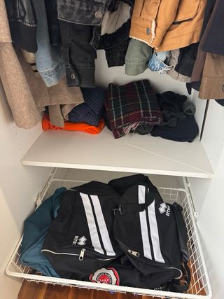 Armario Blanco Ikea 2 Puertas y cesta