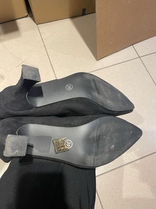 Botines antelina negros calcetín talla 39