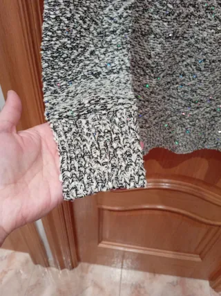 Jersey gris con lentejuelas