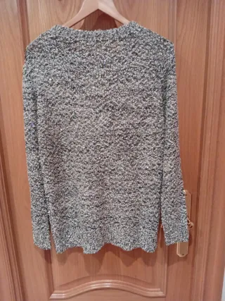 Jersey gris con lentejuelas