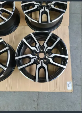 Llantas 18 MINI JCW F65 F66 F67 2025