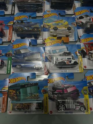 Lotto 44Hot Wheels Nuovi Blisterati