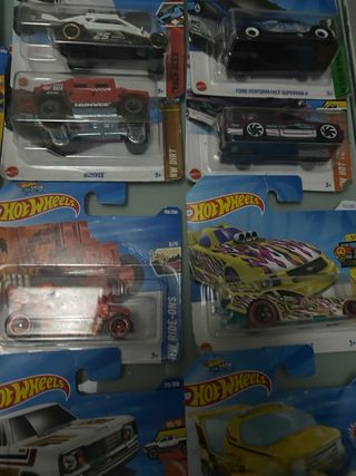 Lotto 44Hot Wheels Nuovi Blisterati