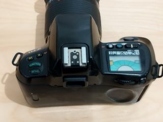 Nikon F70 + Cosina 28-105mm f2.8 Manual